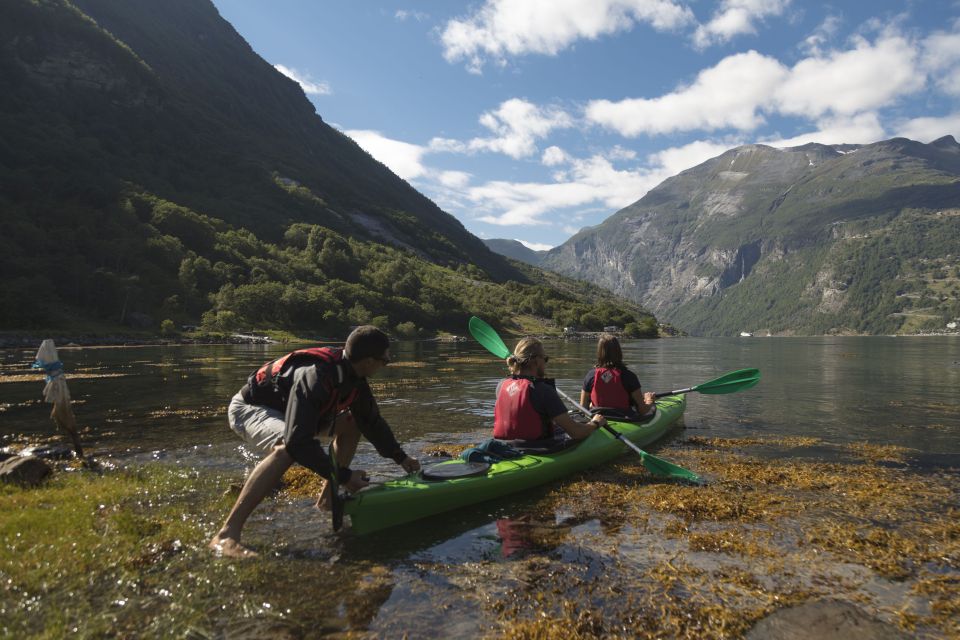 Geiranger: Guided Kayak Tour in Geiranger Fjord - Experience Highlights