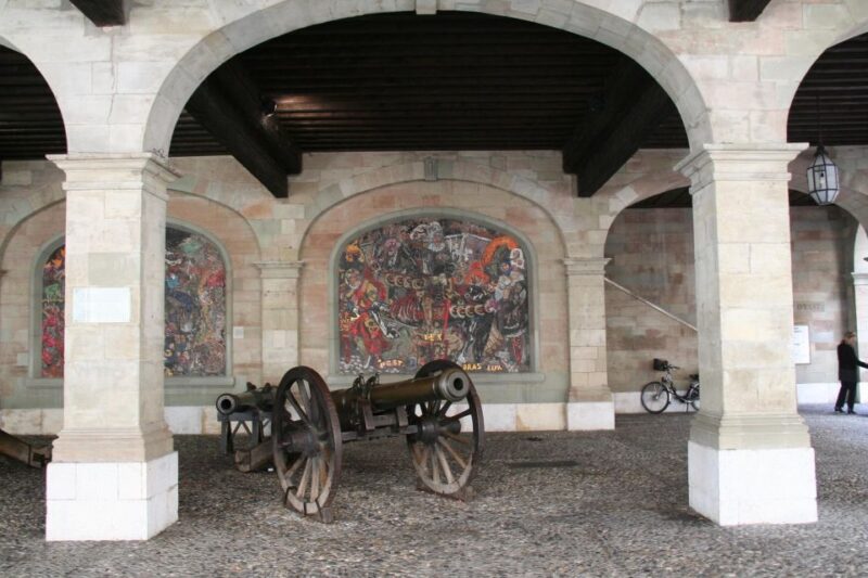 Geneva: Private Walking Tour With a Local Guide - Main Attractions to Explore