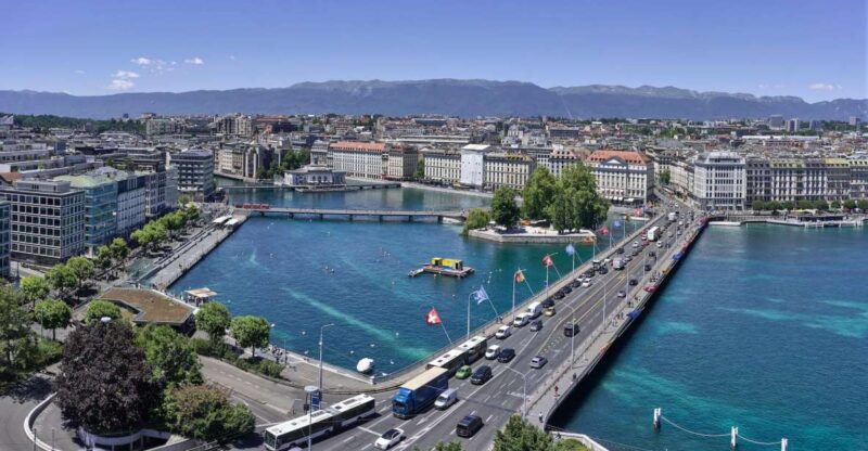 Geneva: Self-Guided Audio Tour - Experience and Highlights