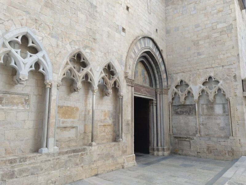 Girona: Guided Walking Tour With Attraction Entry Tickets - Cultural and Historical Significance