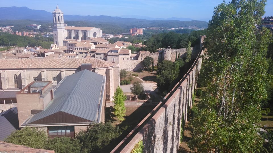 Girona: Small Group Jewish History Tour of Girona and Besalú - Itinerary Details