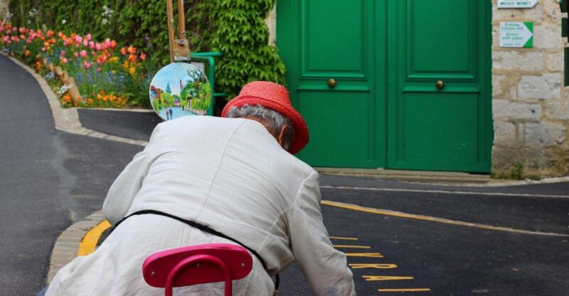 Giverny: Monet's House and Gardens Skip-the-Line Tour - Experience Highlights