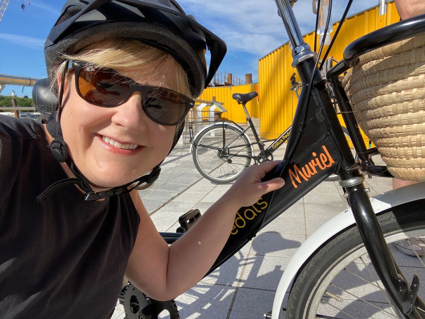 Glasgow: City Highlights Guided Bike Tour With Snacks - Booking Information