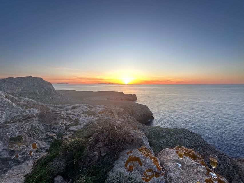 Good Night Menorca: Sunset With Aperitif - Experience Highlights