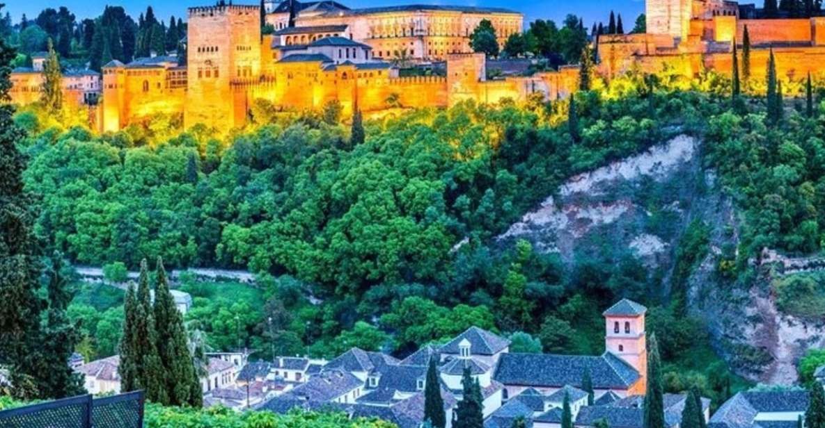 Granada : Albayzin and Sacromonte Walking Tour - Experience Highlights