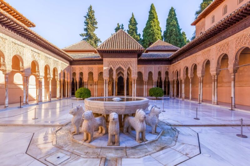 Granada: Alhambra and Nasrid Palaces Small Guided Tour - Itinerary and Highlights