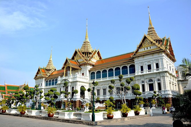 Grand Palace , Thai Dance & Fun Street Walk in Bangkok - Exploring Thai Dance