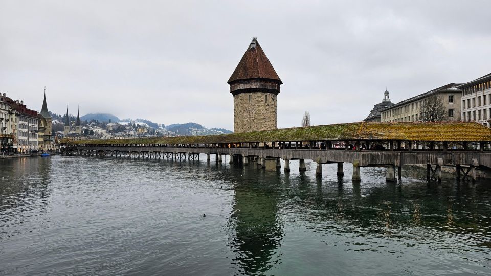 Great Walk Through Lucerne With Places of Interest - Exploring the Old Town