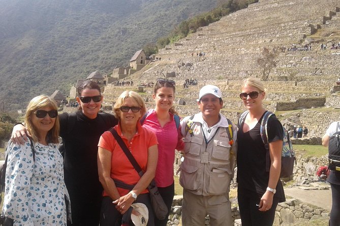 Group Tour in Machupicchu From Aguas Calientes. - Transportation to Machu Picchu