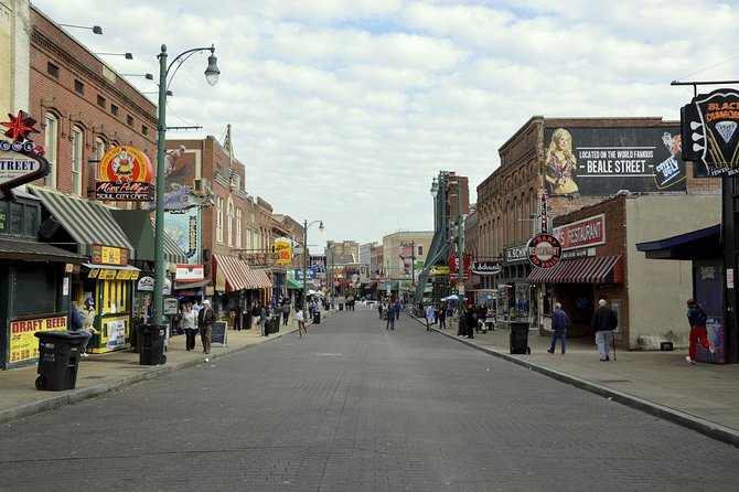 Guided Memphis City Tour With Riverboat Cruise Along Mississippi River - Key Sights Along the Route