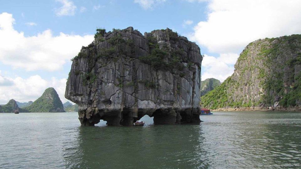 Ha Long 1 Day With Private Cruise - Private Tour - Scenic Drive to Ha Long Bay