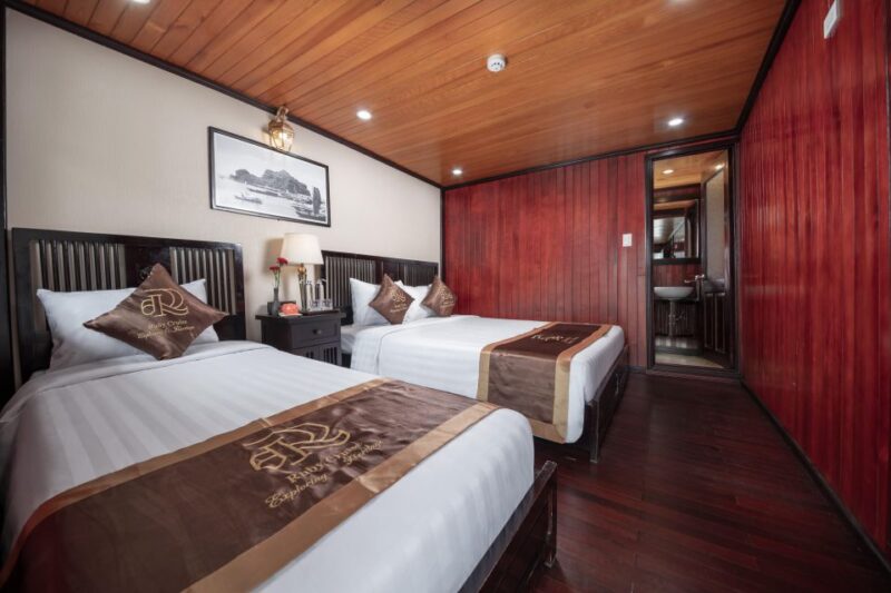Ha Long Bay 2days1night Tour by 4-Star Luxury Junk - Experience Highlights