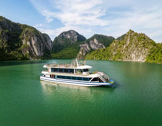 Halong Luxury Day Cruise: Kayak, Swim, Hiking, Cave Explore - Itinerary Highlights