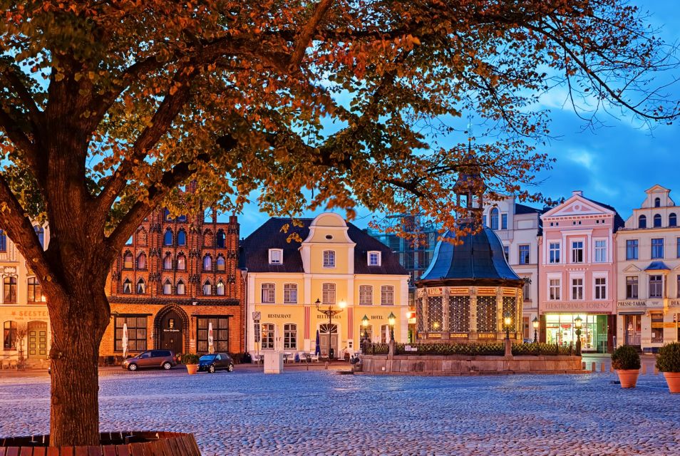 Hamburg Old Town Highlights Private Walking Tour - Key Attractions and Activities