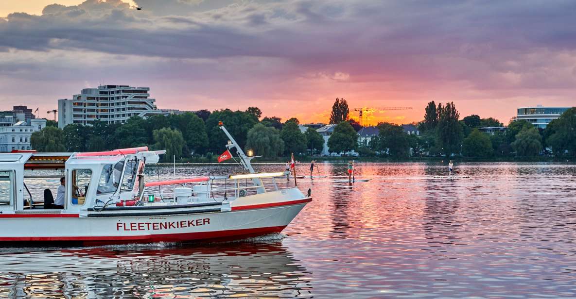 Hamburg: Twilight Cruise - Highlights of the Experience