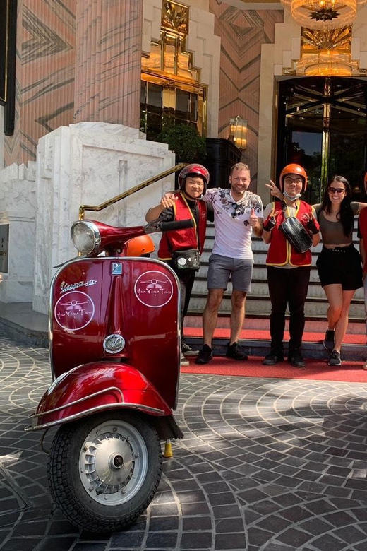 Hanoi: Food and Sightseeing Vespa Tour With 7 Tastings - Food Tastings