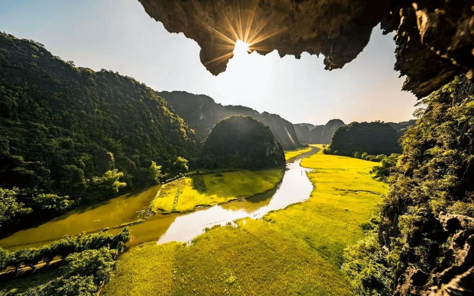 Hanoi: Hoa Lu, Trang An, and Mua Cave Full-Day Trip - Transportation Details