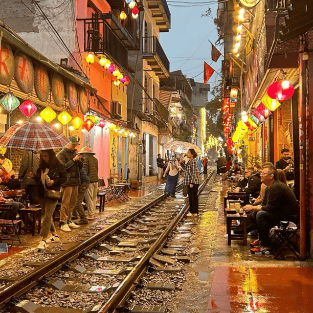 Hanoi Train Street Food Tour With a Local - Experience Highlights