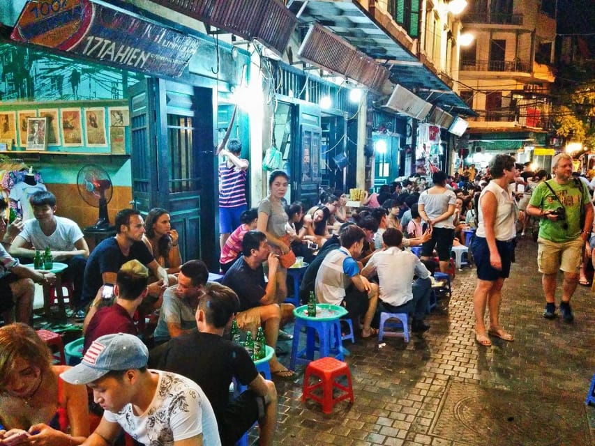 Hanoi: Walk and Taste Unique Street Food - Experience Highlights