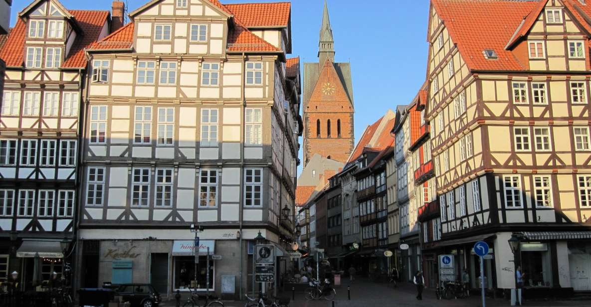 Hanover: Old Town Historical Walking Tour by Geo Epoche - Highlights of the Tour