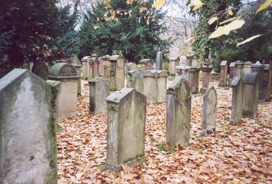 Heidelberg: Mountain Cemetery Tour - Booking Information