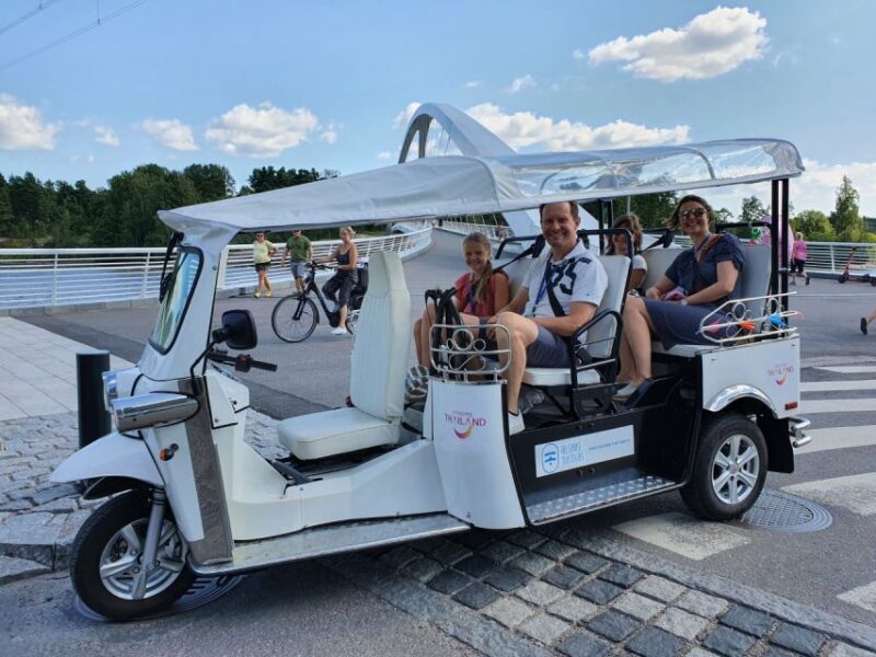 Helsinki City: 2.5-Hour City Tour With Electric Tuktuk - Experience Highlights