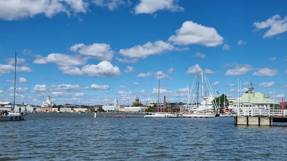 Helsinki: Private City Highlights Tour With Transfer - Top Highlights of the Tour