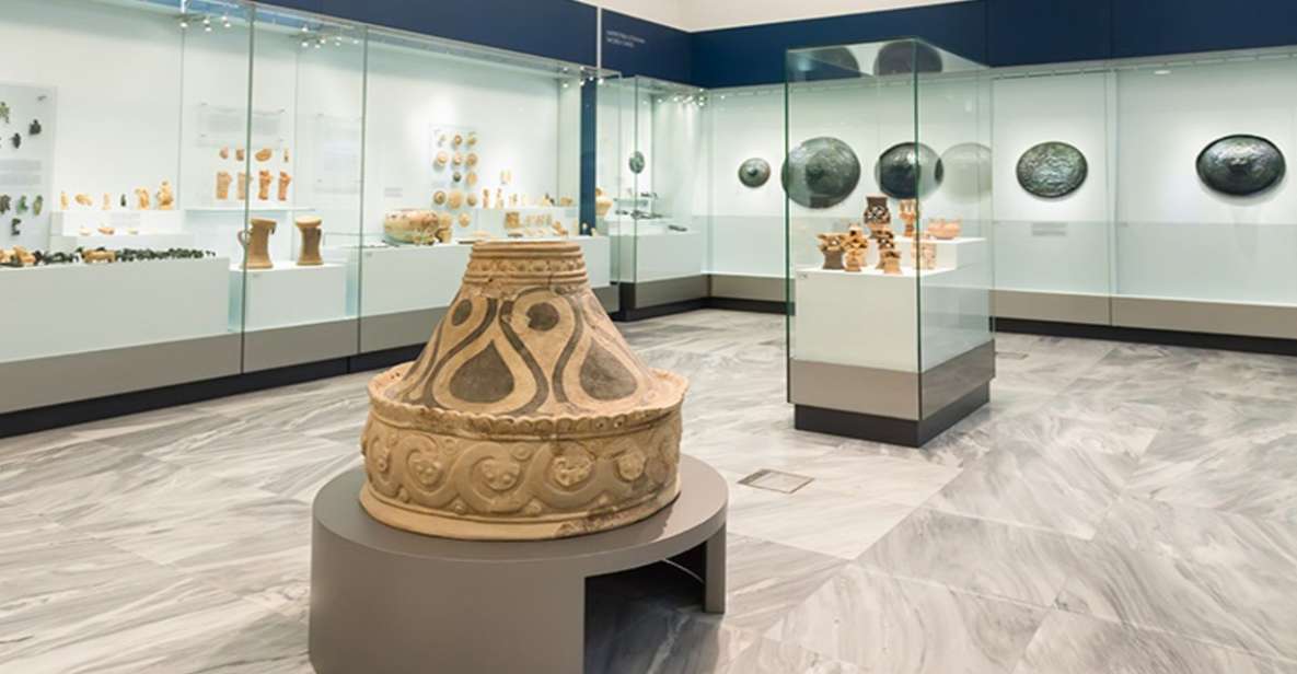 Heraklion Walking Tour With Archaeological Museum - Itinerary Highlights