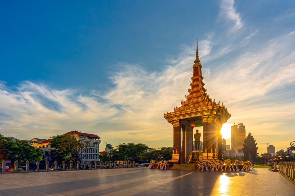 Hidden Phnom Penh City Guided Tour, Royal Palace, Wat Phnom - Itinerary Highlights