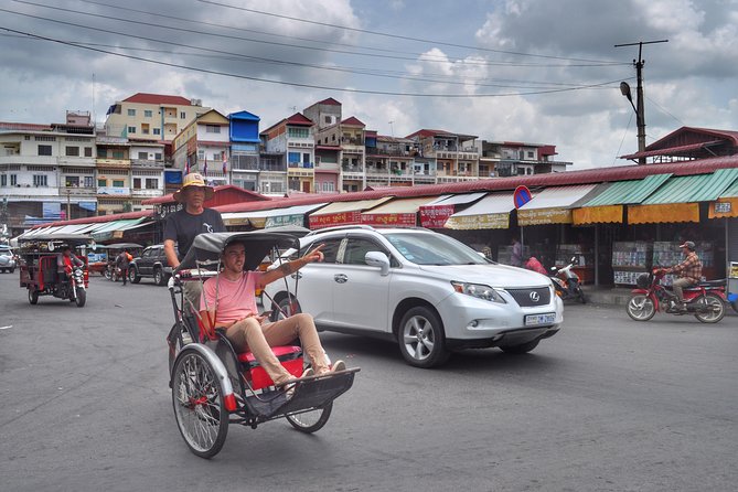 Hidden Phnom Penh City Tour, Royal Palace, Wat Phnom - Customization Options Available