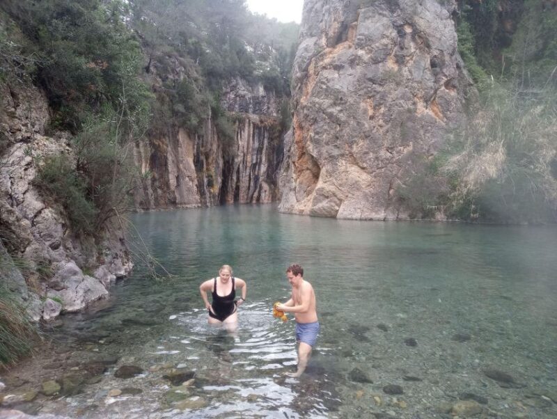 Hike and Swim in Montenejos Thermal Springs - Location and Journey