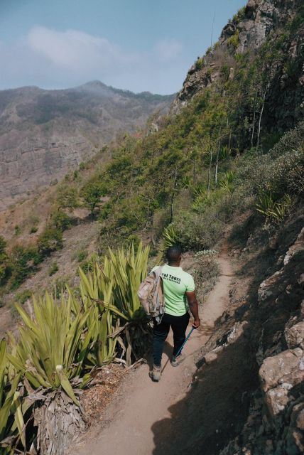 Hiking: From Serra Malagueta to Ribeira Principal - Overview of the Hike