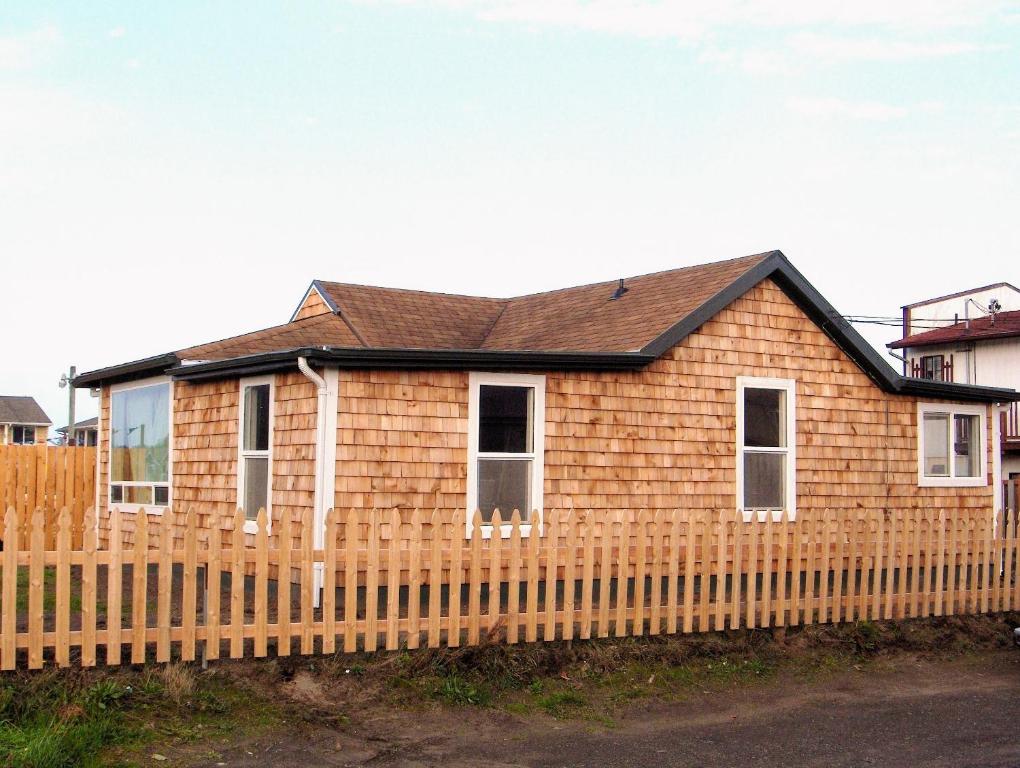 Historic 1920s Cabin Review