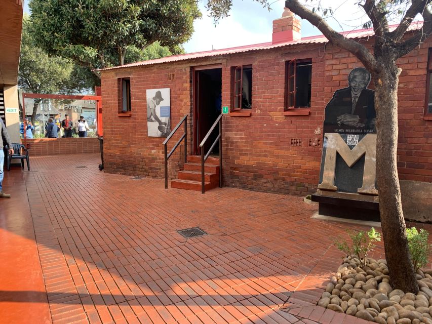 Historical Soweto & Apartheid Museum Tour - Mandela Family Legacy