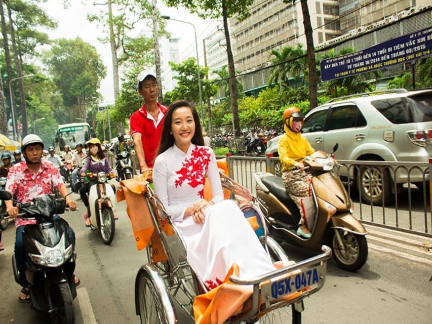 Ho Chi Minh: Authentic Market Cyclo Tour Without Tour Guide - Unique Market Experiences