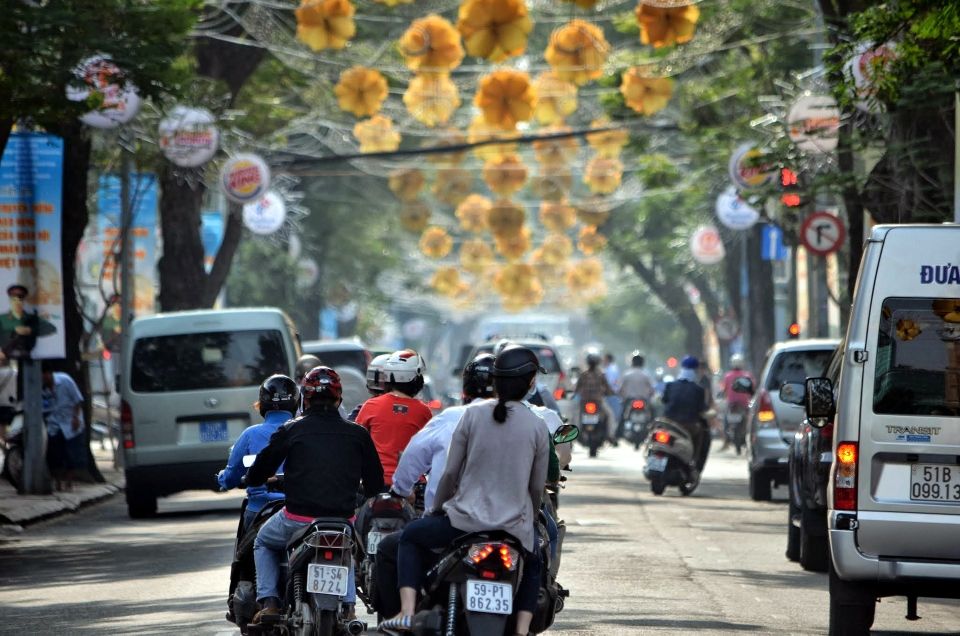 Ho Chi Minh City: 4-Hour Motorbike Tour - Itinerary Highlights