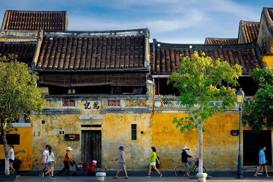 HOI AN: CITY TOUR - BOAT RIDE - RELEASE FLOWER LANTERN - Itinerary Highlights