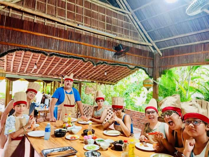 Hoi An/Da Nang: Market Tour, Boat Ride, and Cooking Class - Itinerary Highlights