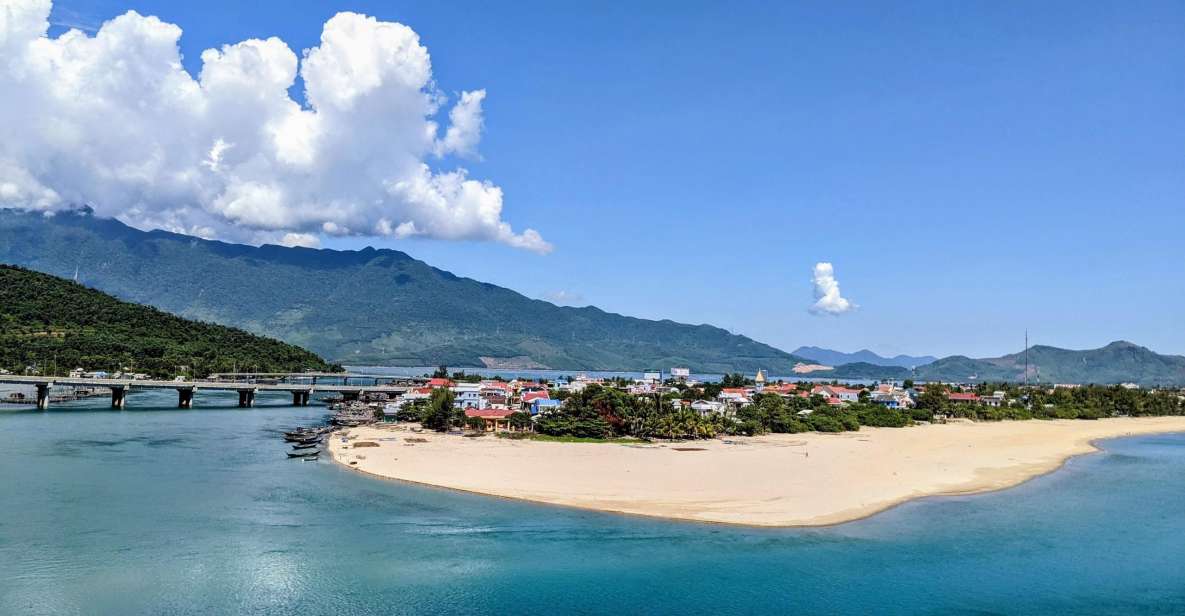 Hoi An: Private Car to Hai Van Pass & Lang Co Beach (2 Way) - Itinerary Highlights