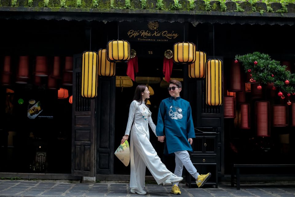 Hoi An: Private Photoshoot and Guided Walking Tour - Tour Itinerary