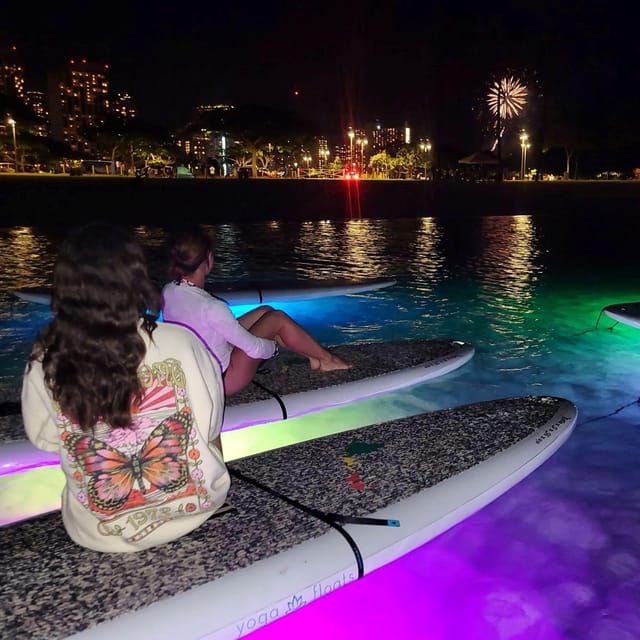 Honolulu: Fireworks Glow and Flow Yoga Class - Floating Yoga With LED Lights