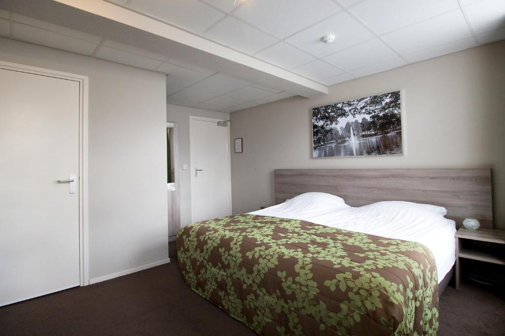 Hotel Old Dutch Bergen Op Zoom - Accommodation and Facilities