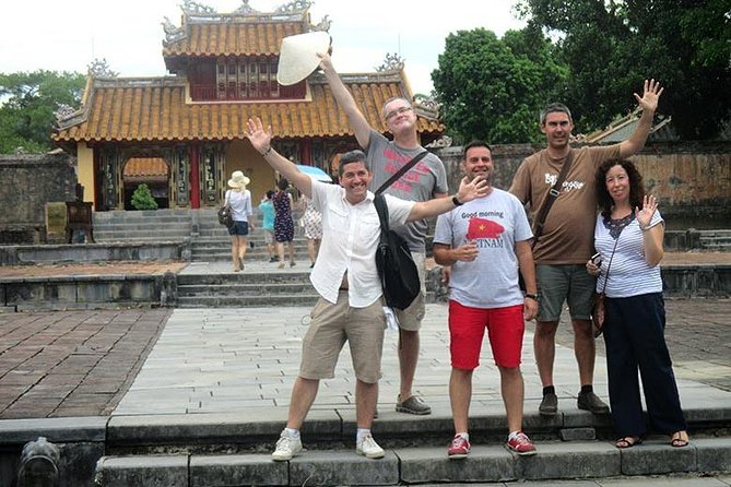 Hue: Dragon Boat, Royal Tombs, Citadel, Thien Mu Pagoda - Discovering Thien Mu Pagoda