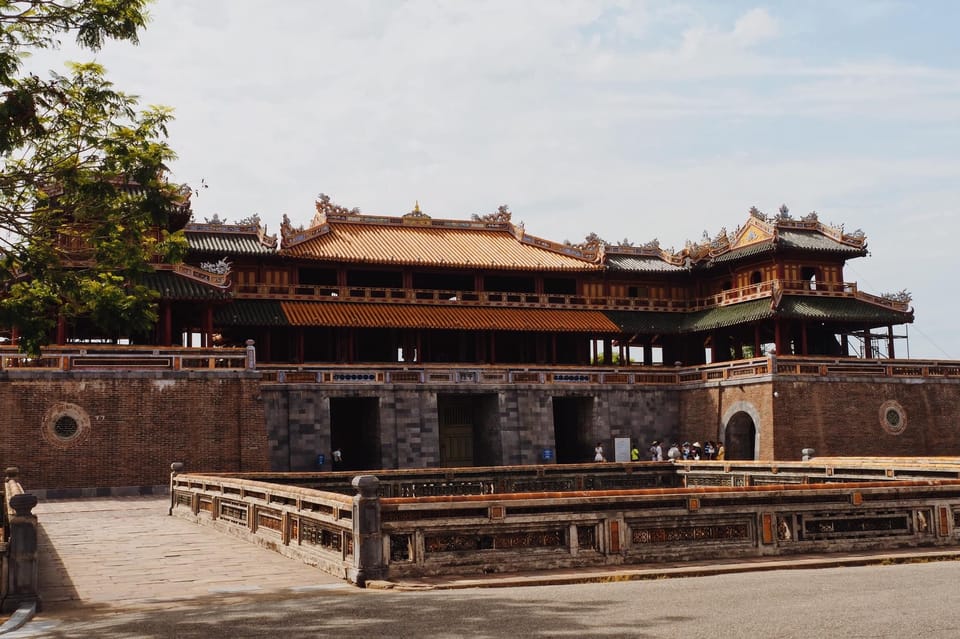 Hue: Fullday Private Car Tour With Citadel, Pagoda, and Tomb - Itinerary Highlights