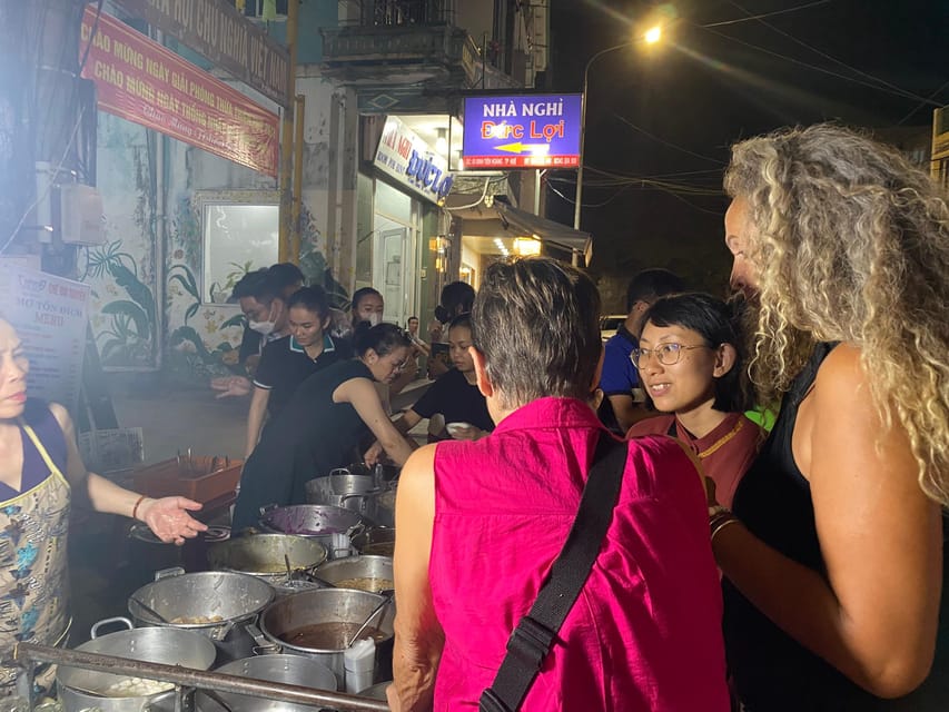 Hue: Night Street Food Tour by E Bike With a Lady Rider - Culinary Delights of Hue