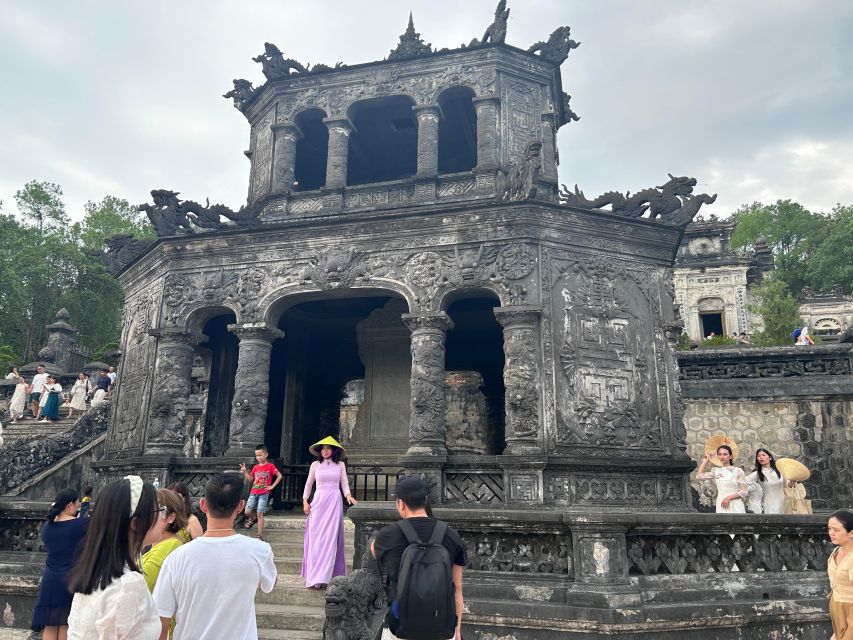 Hue Sightseeings Royal Tombs , Citadel With Private Driver - Itinerary Highlights