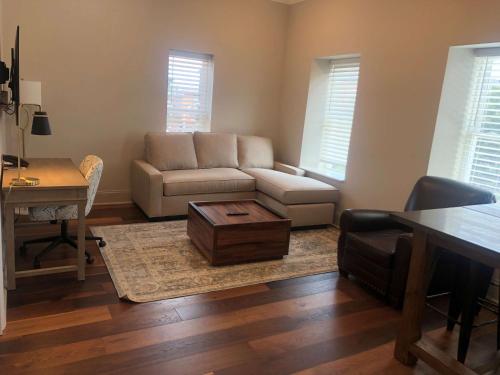 Hyatt Place Newark-Main Street - Location and Accessibility