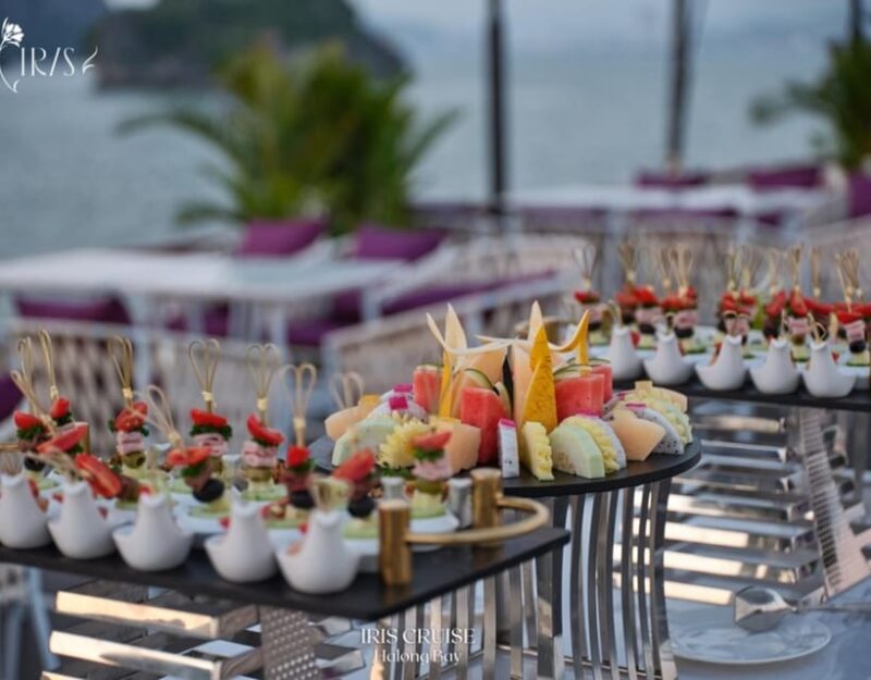 Iris Cruise - Luxury Day Cruise From Halong Bay With Kayak - Itinerary and Activities