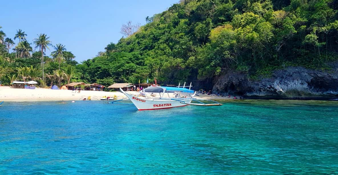 Island Hoping Puerto Galera - Boat and Equipment Details