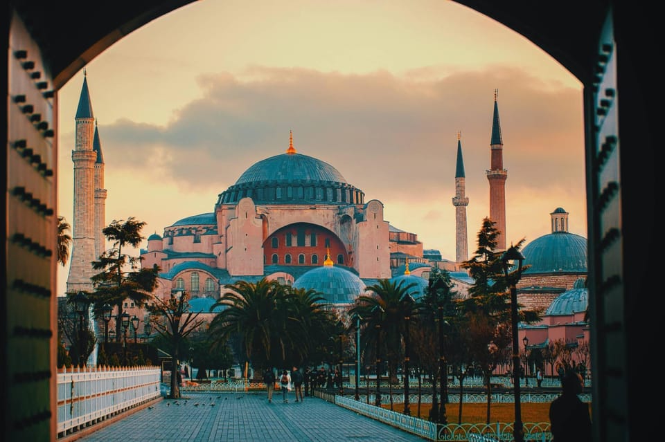 Istanbul: Blue Mosque, Hagia Sophia, & Basilica Cistern Tour - Highlights of the Tour